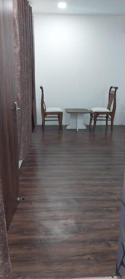 The Black Leaf Hotel Rāipur Habitación foto